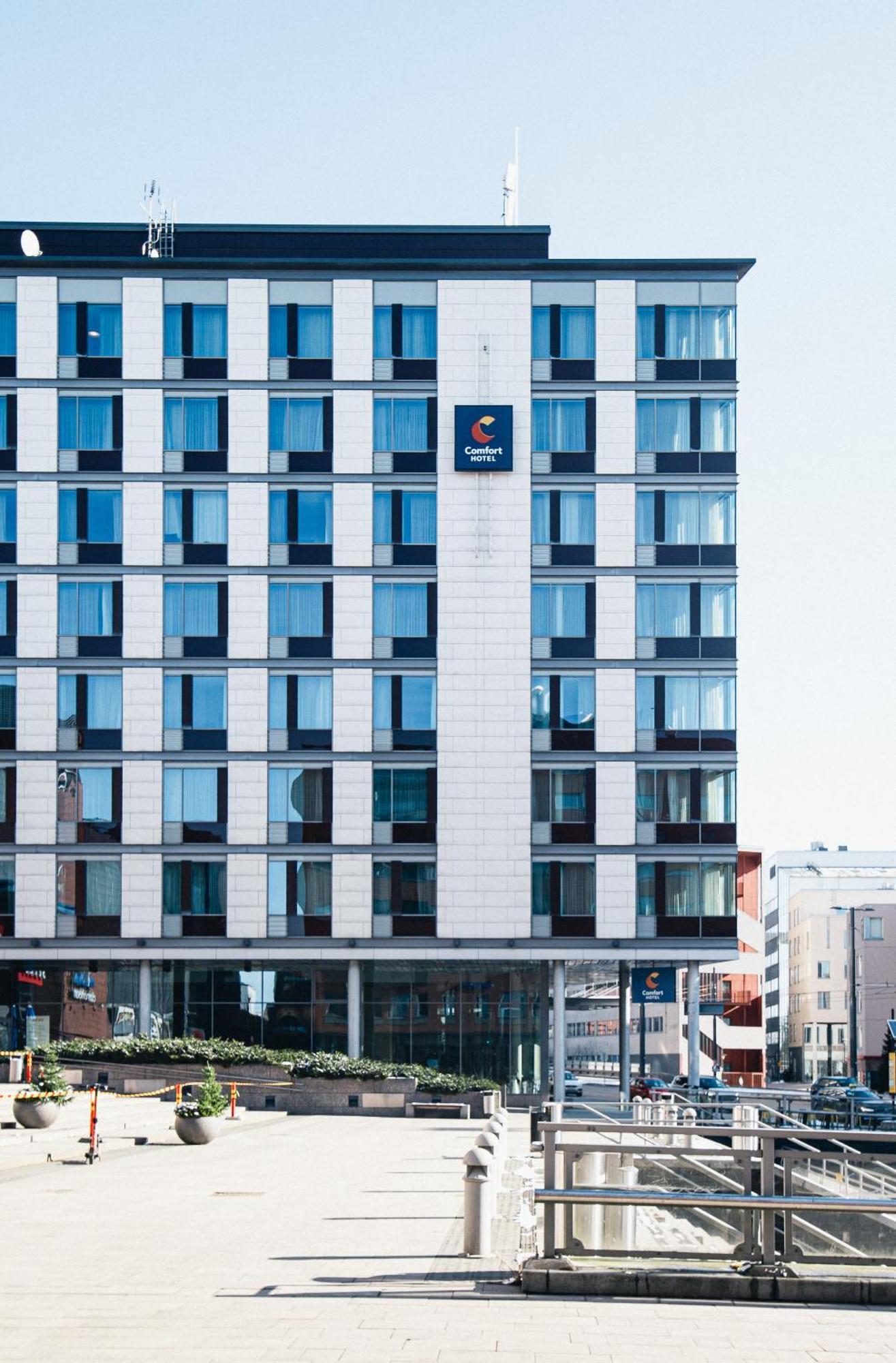 Comfort Hotel Sello إسبو المظهر الخارجي الصورة